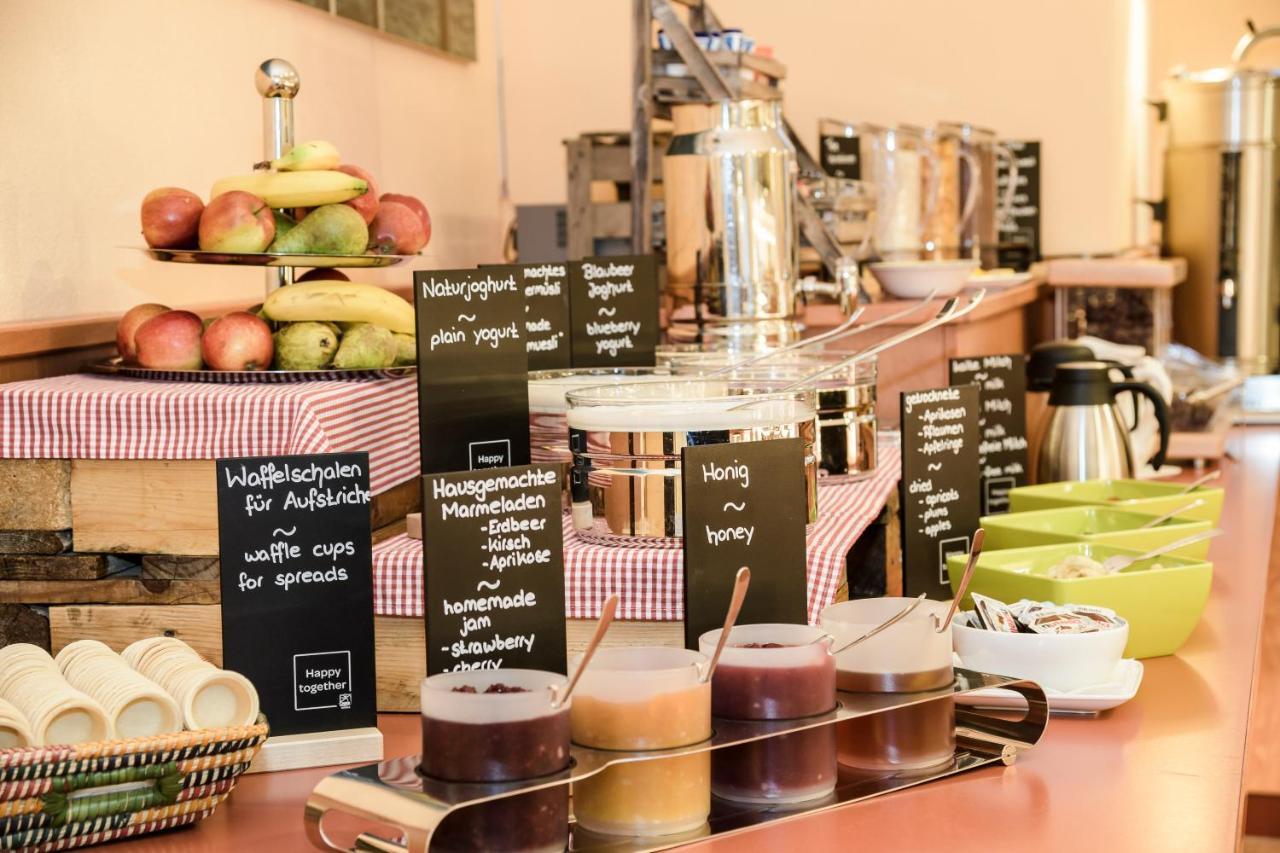 Jufa Hotel Schloss Roethelstein 아드몬트 외부 사진