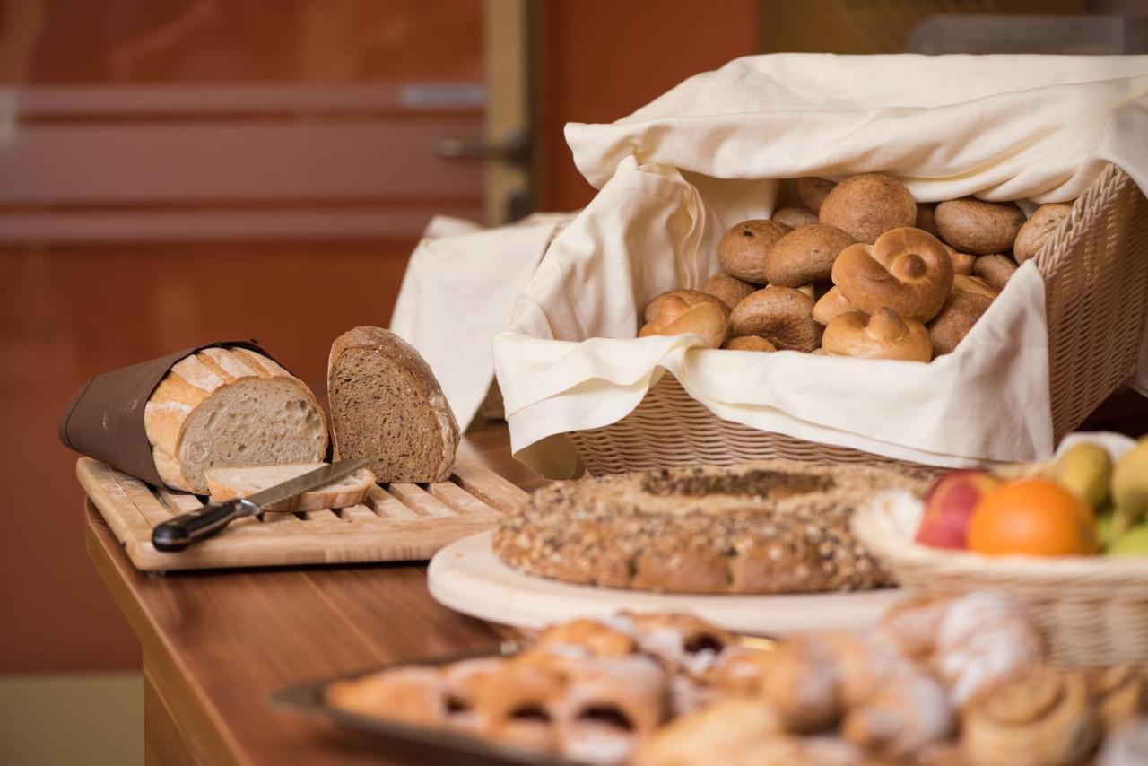 Jufa Hotel Schloss Roethelstein 아드몬트 외부 사진