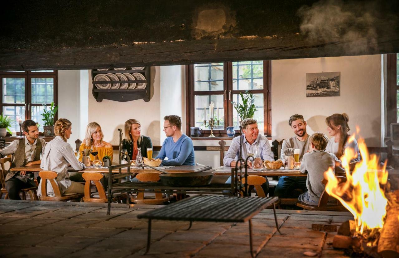 Jufa Hotel Schloss Roethelstein 아드몬트 외부 사진