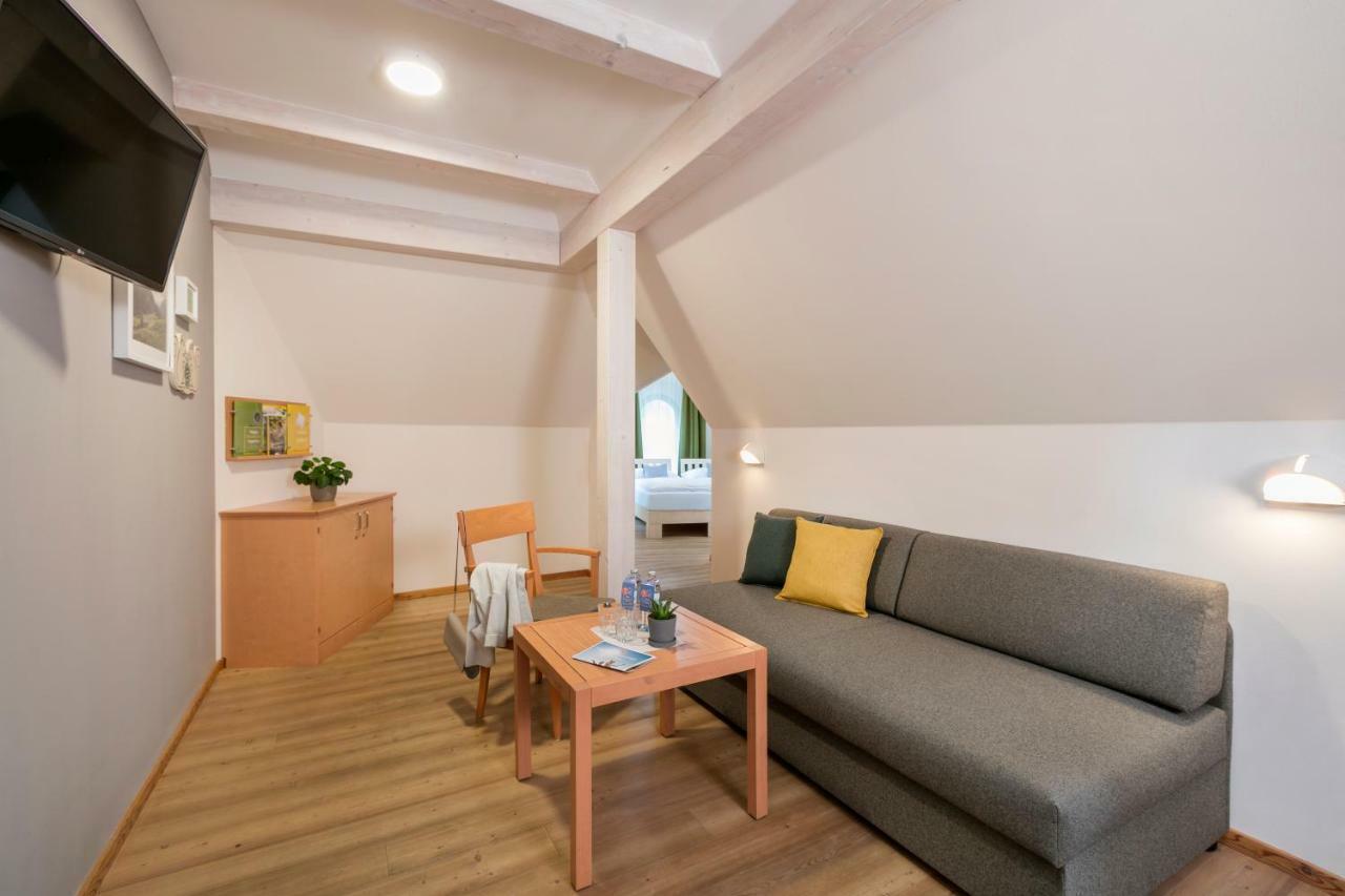Jufa Hotel Schloss Roethelstein 아드몬트 외부 사진