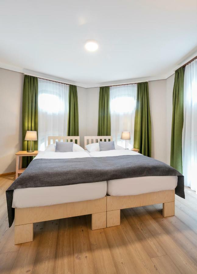 Jufa Hotel Schloss Roethelstein 아드몬트 외부 사진