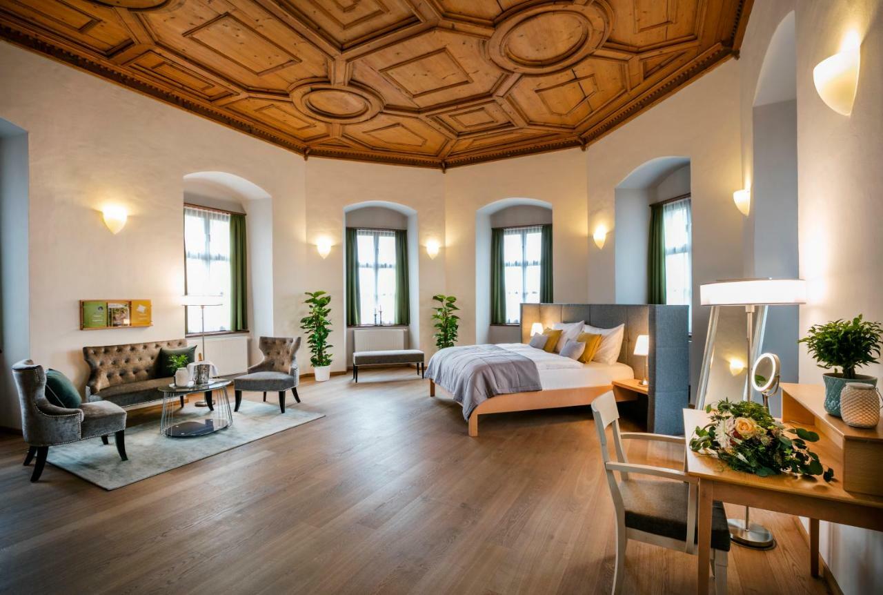 Jufa Hotel Schloss Roethelstein 아드몬트 외부 사진