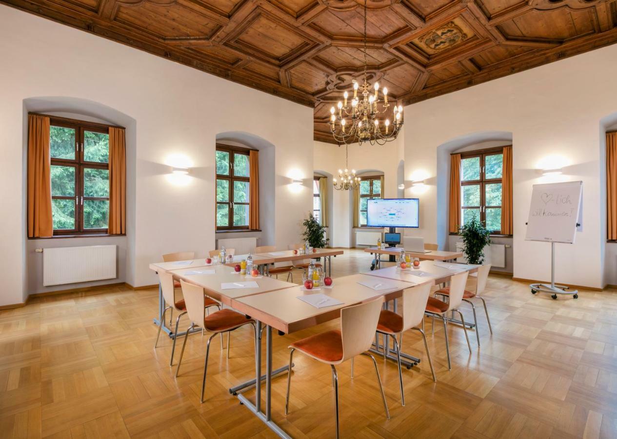 Jufa Hotel Schloss Roethelstein 아드몬트 외부 사진